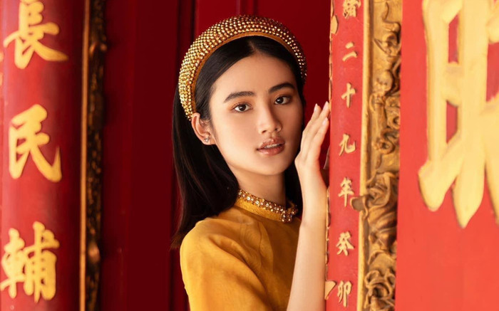 Ý Nhi 'đu trend' áo dài ở Úc, gương mặt lạ lẫm khiến ai cũng ngỡ ngàng Ảnh 2