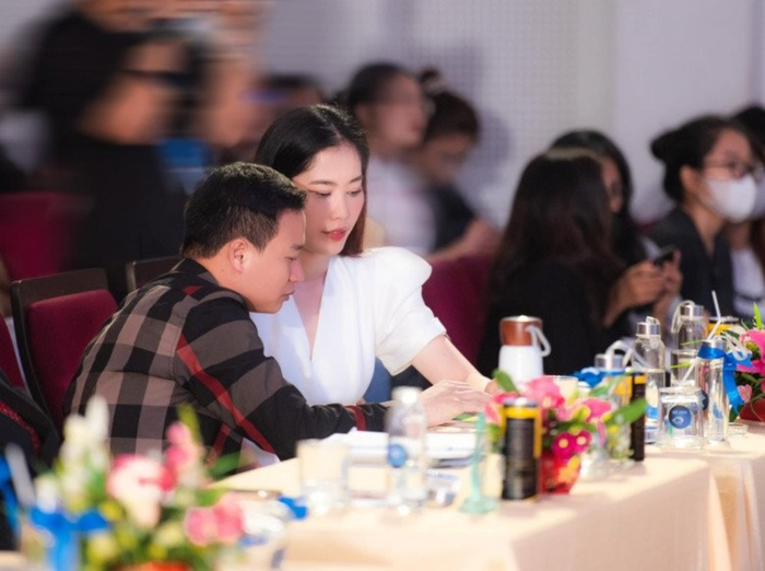 Chồng Nam Em có thái độ sau khi vợ công khai nợ 4 tỷ Ảnh 1