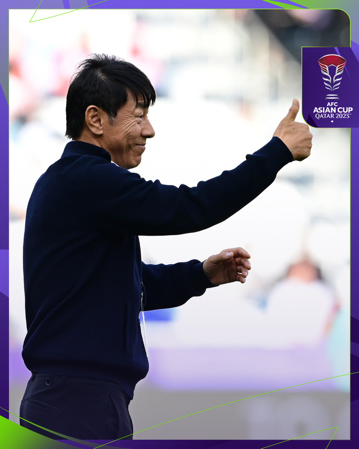 HLV Shin Tae Yong tuyên bố bóng đá Indonesia phát triển tốt hơn Việt Nam.