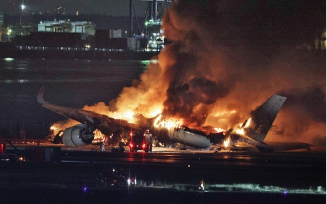 Nhân chứng kể khoảnh khắc máy bay biến thành cầu lửa: 'Tôi nghĩ mình sắp chết' Ảnh 2
