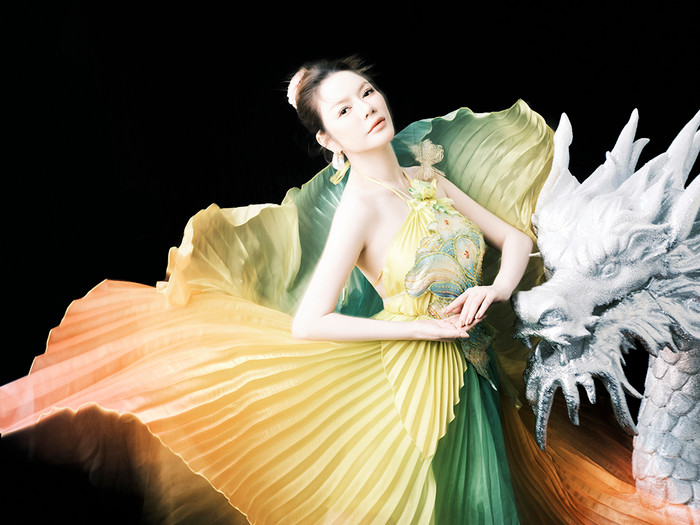 Lý Nhã Kỳ thừa nhận cô từng sống hơi vội vã.