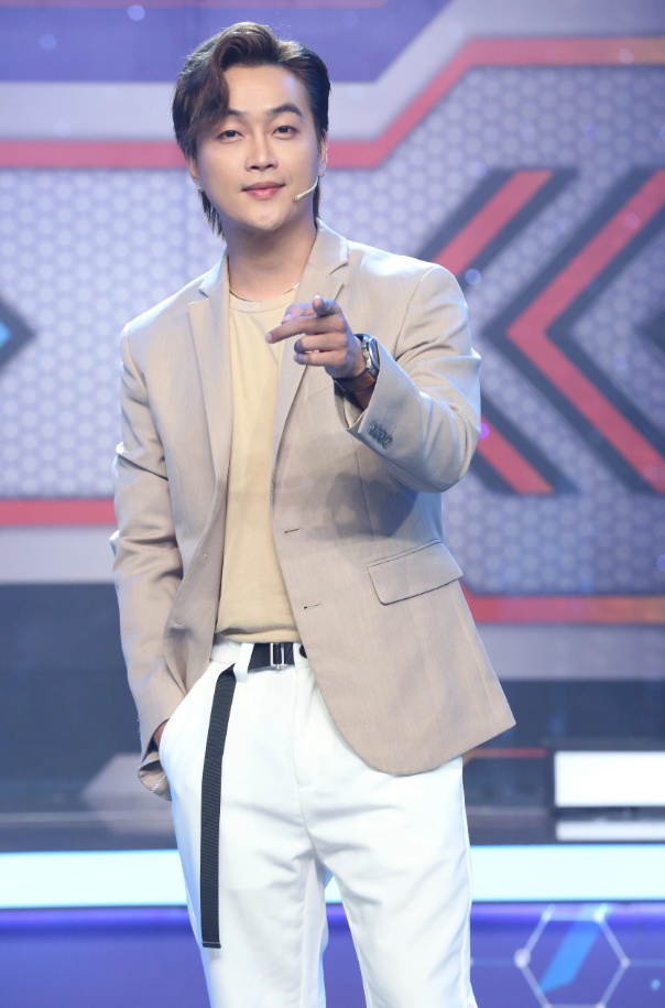 Nam ca sĩ từng vướng tin hẹn hò Nhật Kim Anh bất ngờ công khai con trai 9 tuổi? Ảnh 2