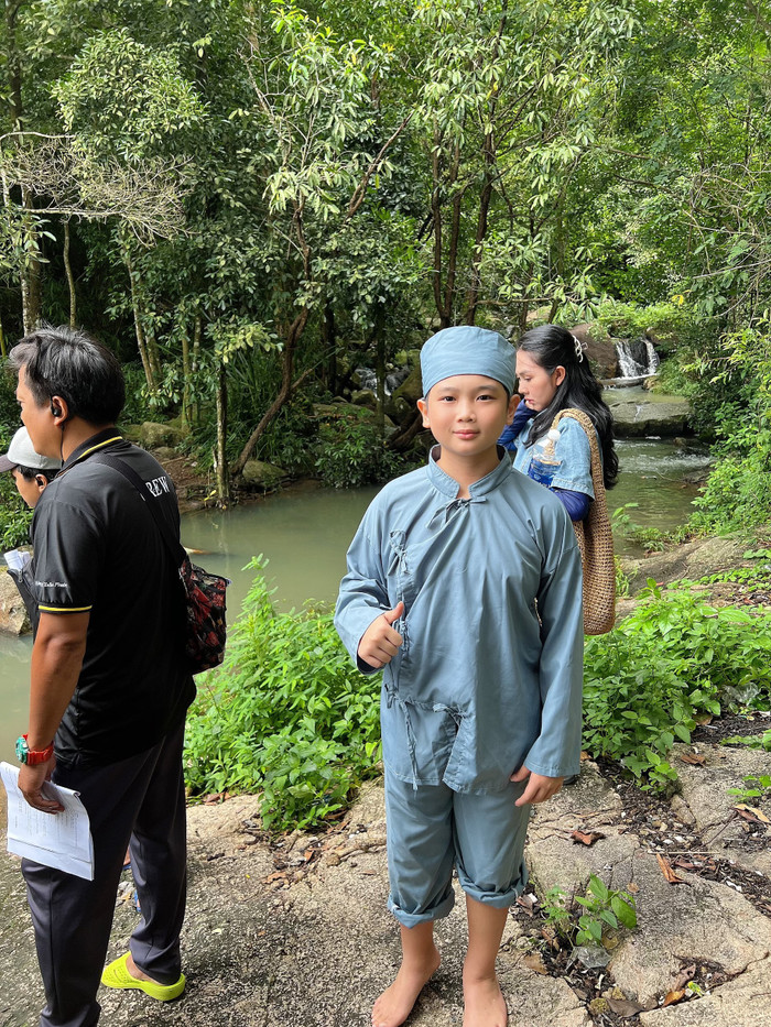 Cậu bé cũng hướng đến con đường nghệ thuật chuyên nghiệp.