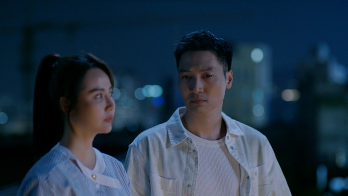 Lâm đang theo đuổi lại Dương