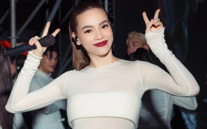 Hồ Ngọc Hà lên tiếng khi bị chê hát kém hơn nữ ca sĩ kém mình 16 tuổi? Ảnh 2