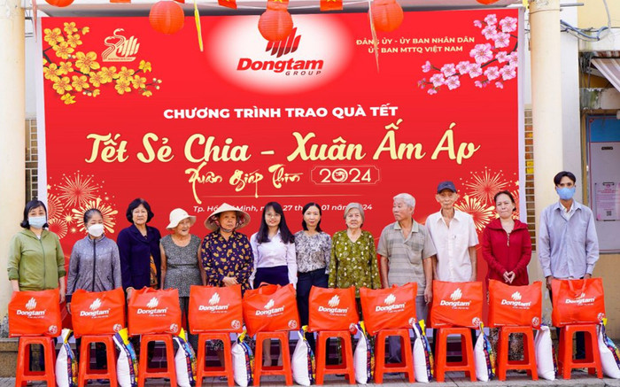 Đồng Tâm của bầu Thắng tặng 2.500 suất quà Tết cho bà con cả nước Ảnh 2