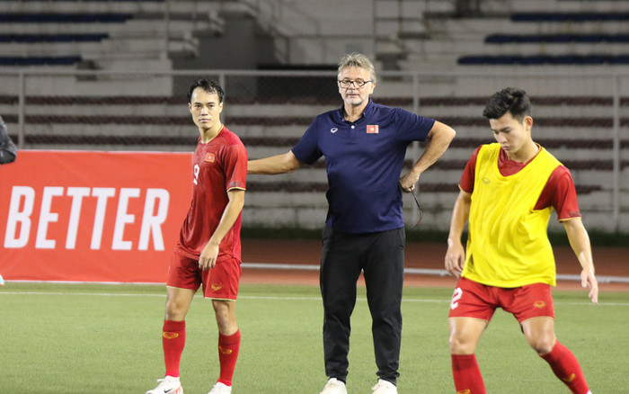 HLV Troussier chọn Trương Tiến Anh và Văn Tùng: Niềm tin có đúng? Ảnh 2