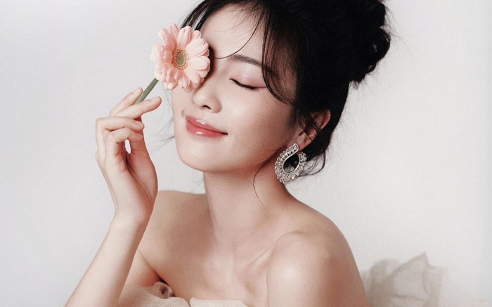 Bạch Lộc là nghệ sĩ tăng fan nhiều nhất trên mọi nền tảng trong năm 2023 Ảnh 2