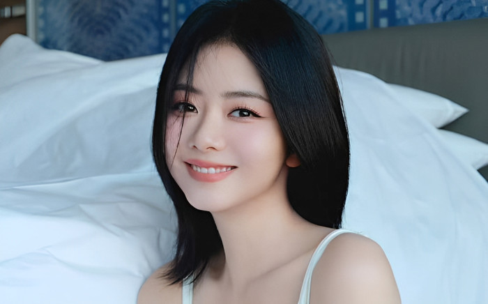 'Bạn trai' Đàm Tùng Vận lộ diện vào dịp đầu năm mới, gây bão chỉ với 1 hành động nhỏ Ảnh 2