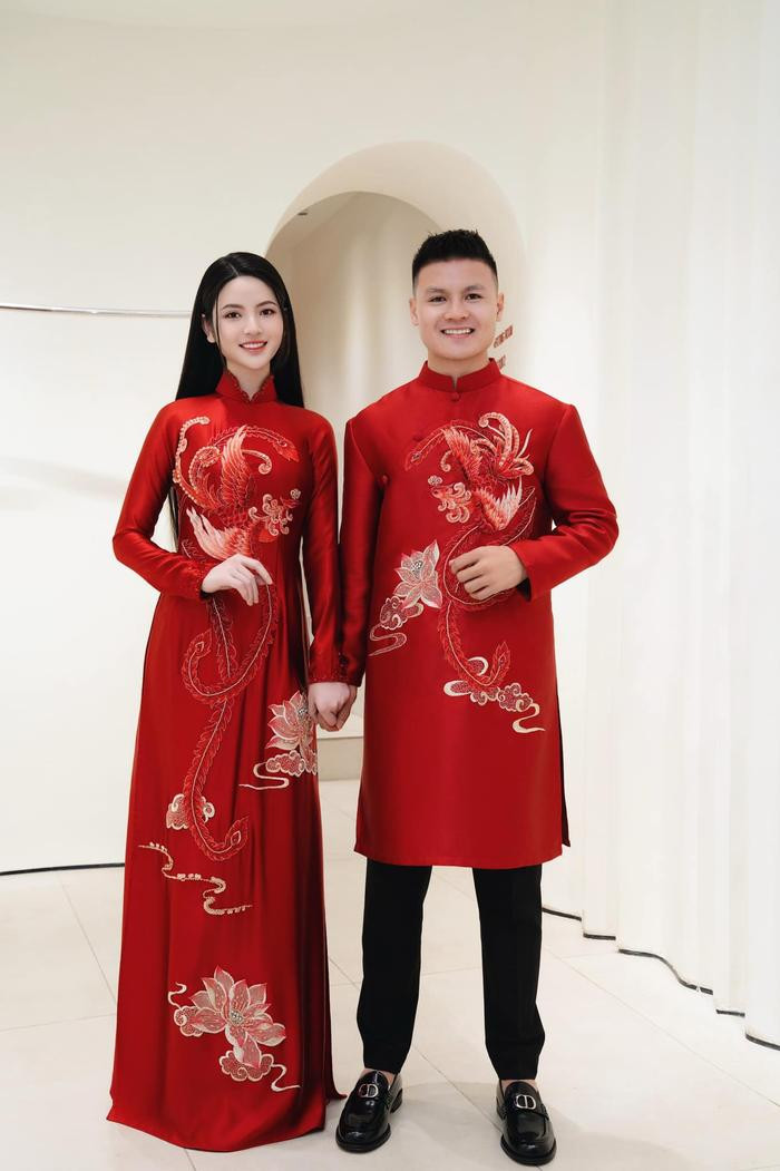 Nhiều netizen trông chờ tin vui từ cặp đôi. 