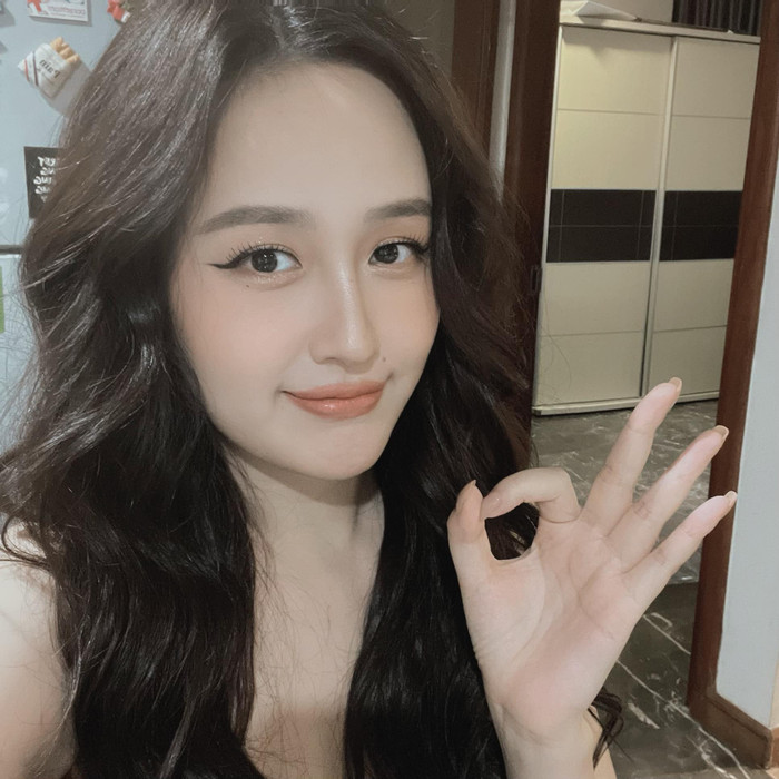 Mai Phương Thúy được kỳ vọng sẽ nối tiếp hội 'cô dâu mới' trong giới showbiz vào một ngày gần nhất
