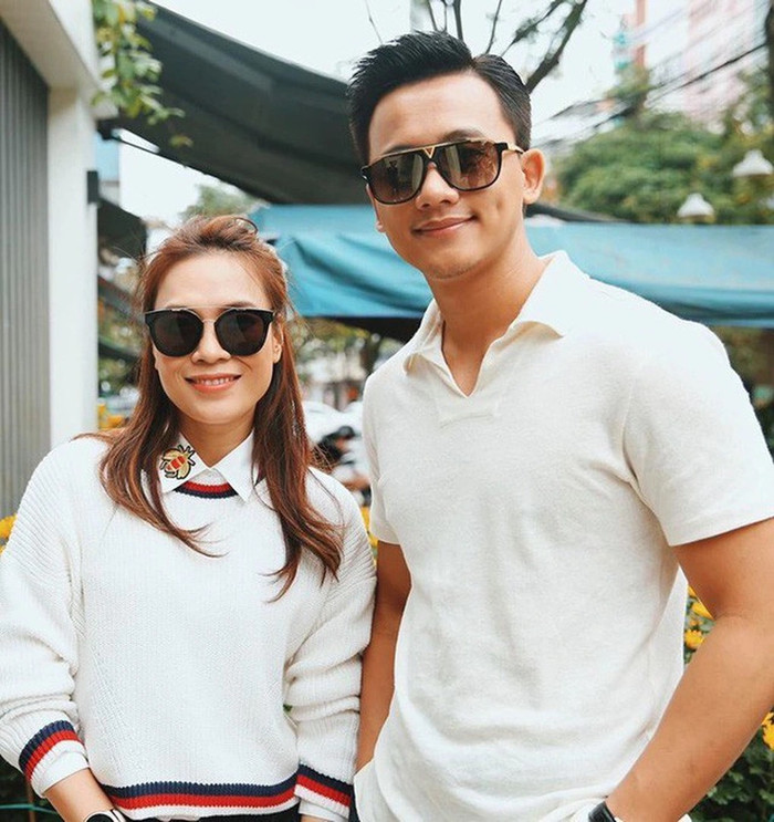 Sơ hở là dân tình đẩy thuyền.