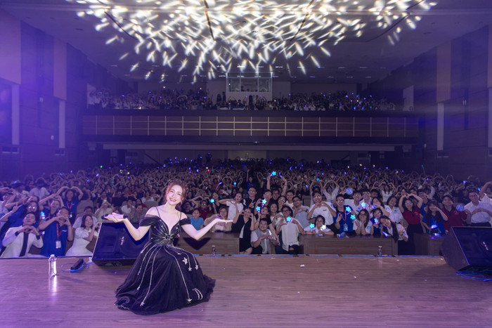 Sự yêu chiều, quan tâm của Hòa Minzy dành cho FC đã nhận được nhiều tình cảm từ phía công chúng