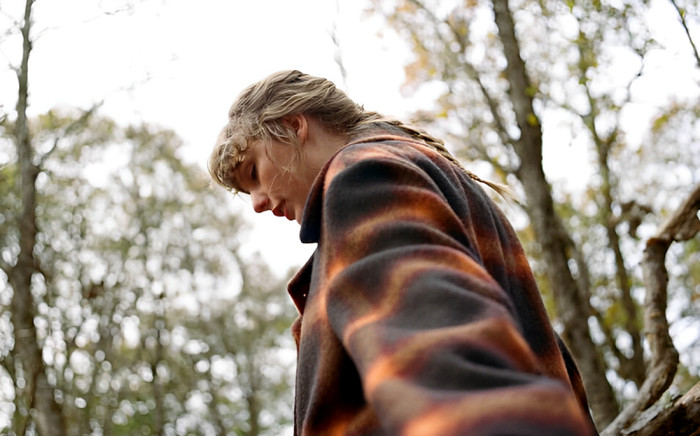 Bị đùa vô duyên tại sự kiện lớn, sao nữ đình đám có hành động 'xả giận' khiến ai nấy ngỡ ngàng Ảnh 2