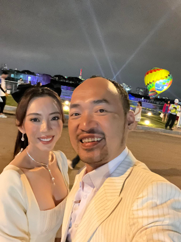 Thu Trang đăng clip hát hò của Tiến Luật trong đám cưới hơn chục năm trước: 'Thấy ngại quá à' Ảnh 3