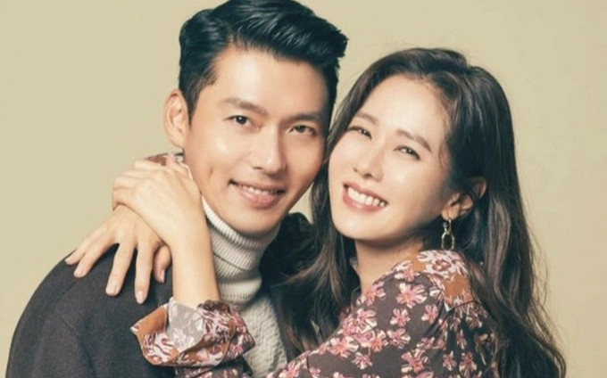 Vợ chồng Hyun Bin là việc ý nghĩa dịp cuối năm, nhận về mưa lời khen từ khán giả Ảnh 2