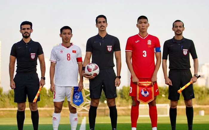 Việt Nam thua Kyrgyzstan 1-2: Cuộc chạy đà không tốt cho HLV Troussier Ảnh 2