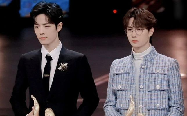 Khoảnh khắc kinh điển trong Đêm hội Weibo các năm: Tiêu Chiến - Vương Nhất Bác sáng rực sân khấu Ảnh 2