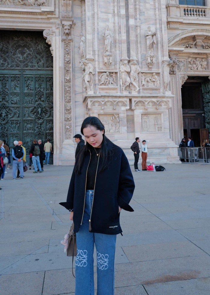 Vợ Duy Mạnh phản hồi về việc bị chê trách mặc xấu. Ảnh FBNV