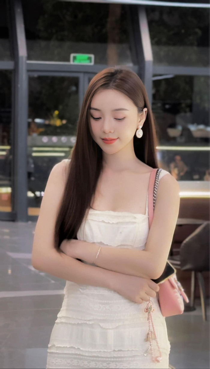 Nữ diễn viên bị đồn 'có nhiều nhà, mỗi hôm ở một nhà khác nhau', phải lên tiếng làm rõ Ảnh 3