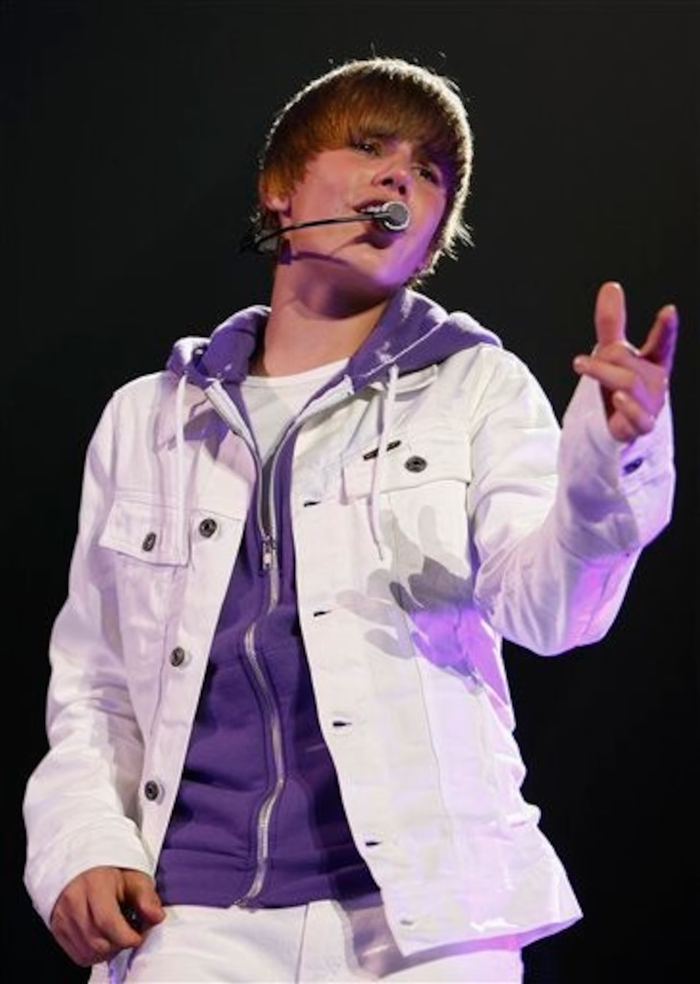 Hit đời đầu của Justin BieBer 'hồi sinh' mạnh mẽ sau khi Sean "Diddy" Combs bị bắt Ảnh 2
