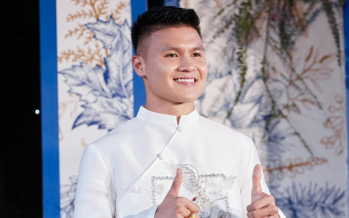 Diện mạo đáng yêu của con trai Quang Hải, ai cũng khen giống bố như đúc Ảnh 2