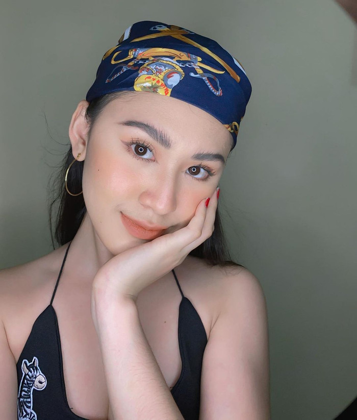 Christine Dacera sở hữu 146.000 người theo dõi trên Instagram nhờ gương mặt xinh đẹp và gu ăn mặc nóng bỏng.