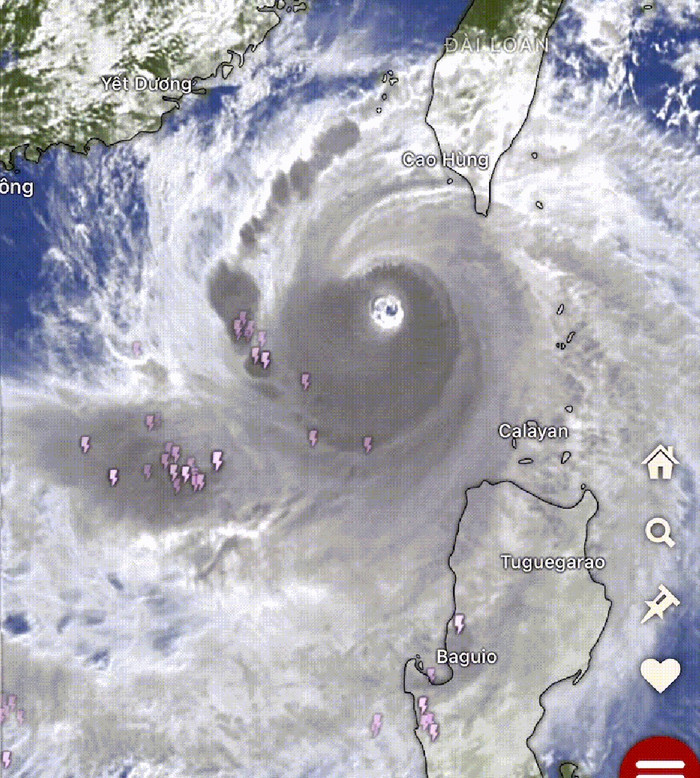 Hình ảnh mắt siêu bão Krathon (bão số 5)