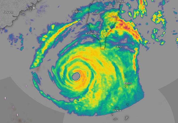 Trong 24 giờ tiếp theo, siêu bão đi vào vùng biển Đài Loan (Trung Quốc) và suy yếu dần.