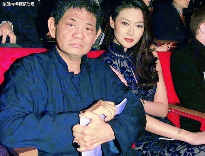 Trần Bảo Liên yêu Hoàng Nhậm Trung - người đàn ông hơn cô 33 tuổi.