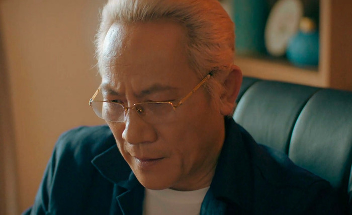 Lê Toàn, người được cho là ông trùm Độc đạo đã chính thức qua đời ở tập 12. 