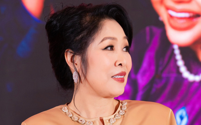 NSND Hồng Vân đến sự kiện trễ 1 tiếng, thái độ gây chú ý Ảnh 2