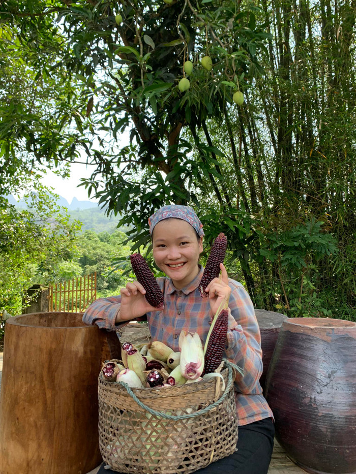 Cô gái dân tộc Tày khởi nghiệp với nông sản sạch quê hương.