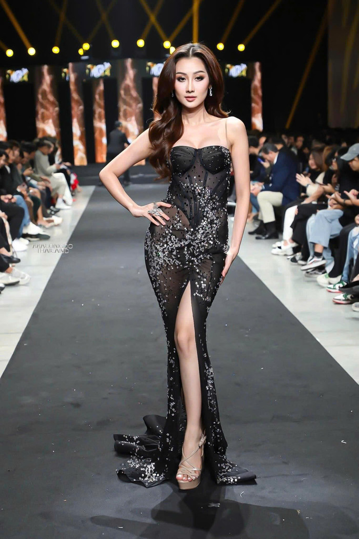 Hoa hậu Quế Anh không nhận được nhiều tình cảm từ người hâm mộ Việt, song tình cảm của khán giả chủ nhà Thái Lan có thể trở thành động lực giúp cô tự tin hơn trong cuộc thi. 