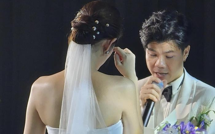 Nam ca sĩ Vbiz đón con đầu lòng sau 4 tháng đám cưới Ảnh 2