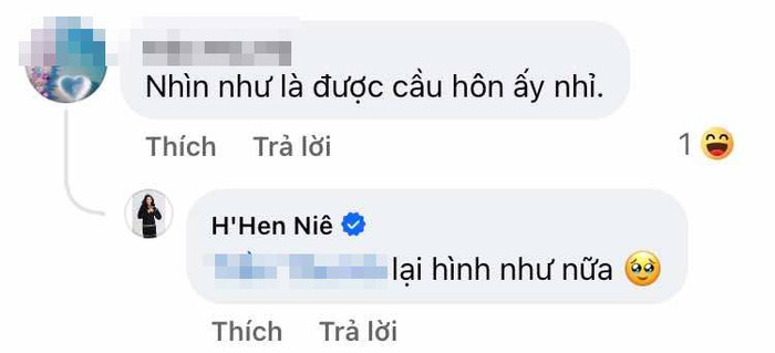 Nàng hậu úp mở chuyện được cầu hôn. 