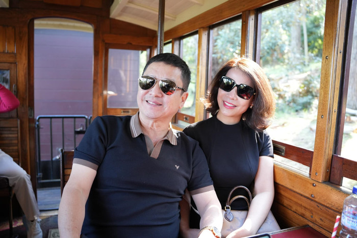 Nam nghệ sĩ cho biết, hiện ông không có nhiều nhu cầu xài tiền, hài lòng với cuộc sống hiện tại. 