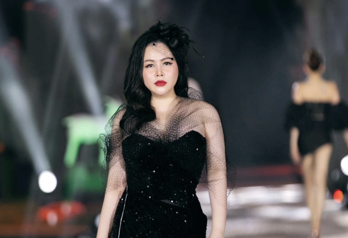 Sau 9 tháng ly hôn chồng cũ, Trương Phương nhanh chóng có bạn trai mới.