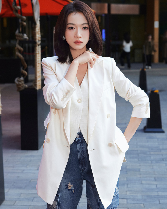 Ngô Cẩn Ngôn đã từng có phốt nhớ đời.