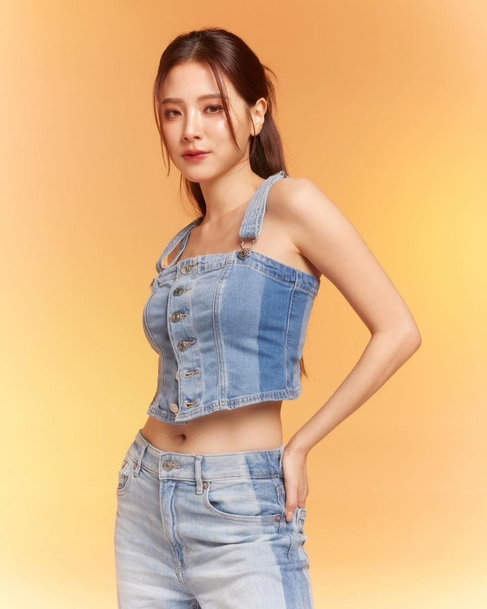 Baifern Pimchanok là gương mặt nổi tiếng của điện ảnh Thái Lan