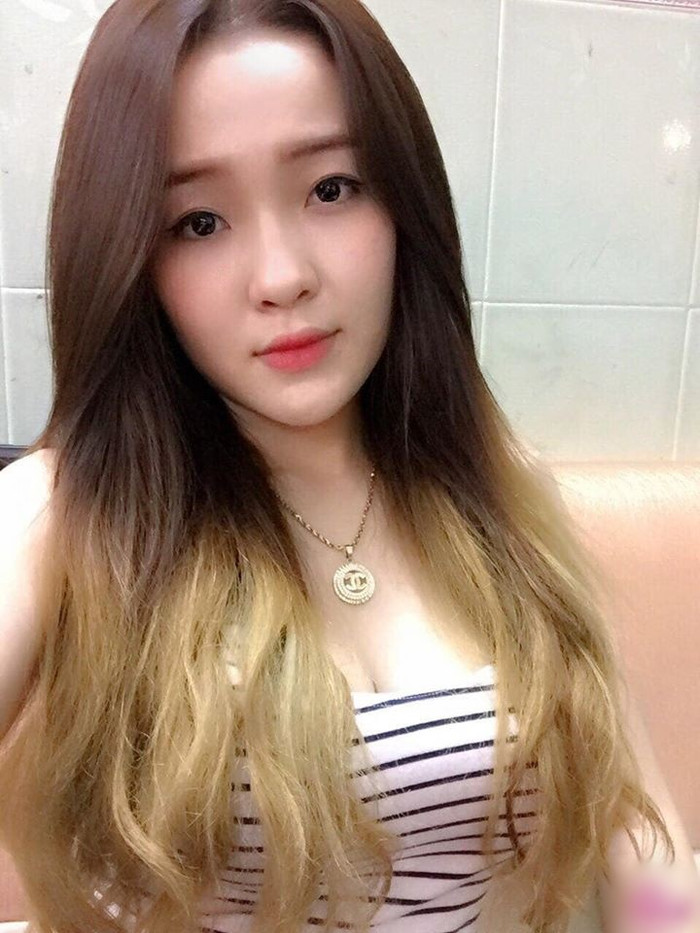 Nhan sắc của Ngân 98 năm 18 tuổi. Ảnh: FBNV