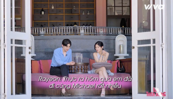 Rayeon và Ieon có những phút giây bên nhau.