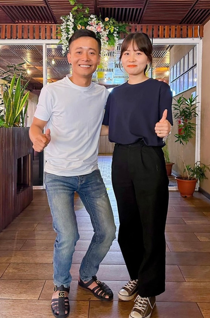 Quang Linh Vlogs và Nhật Lệ.