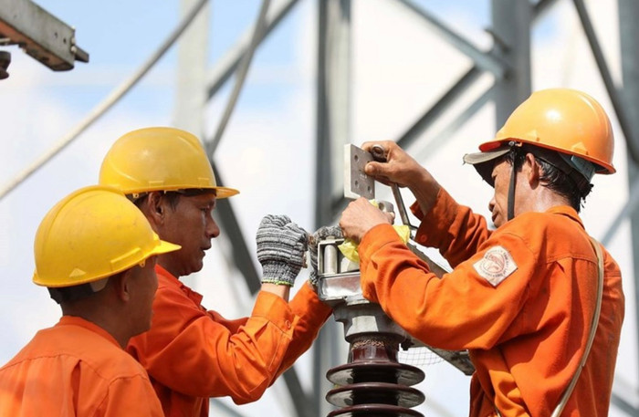 EVN công bố tăng giá điện.