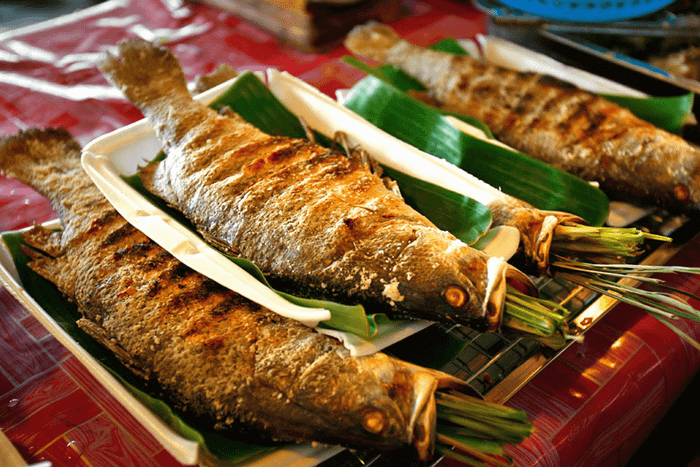 Cá trầm hương ở thác Bản Giốc là loại đặc sản ai đến Cao Bằng cũng phải thử.