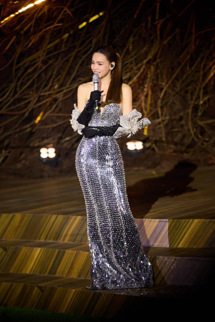 Hồ Ngọc Hà 'thái độ' khi nói chuyện với fan Ảnh 4