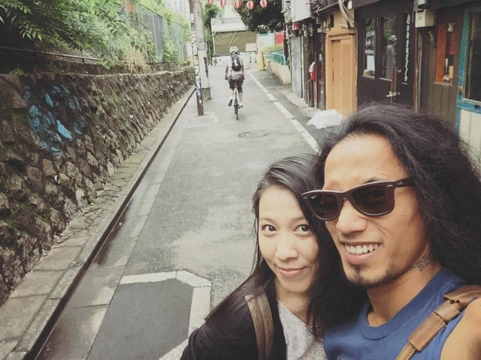 Sau nhiều thăng trầm, vợ chồng nam ca sĩ vẫn đồng hành bên nhau.