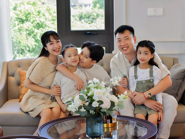 Gia đình hạnh phúc của Ốc Thanh Vân.