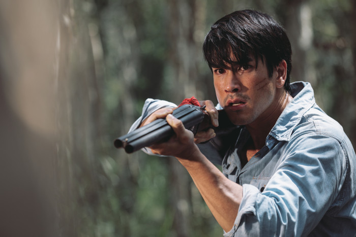 Still cut của Nadech trong Quỷ Ăn Tạng 2.