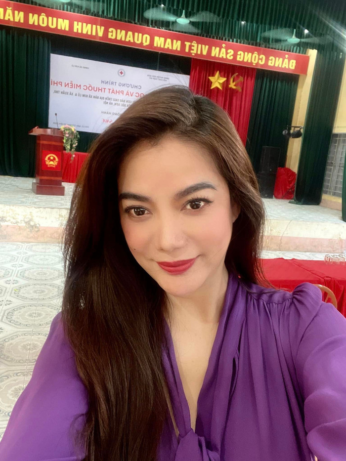 Trương Ngọc Ánh chăm chỉ với công việc kinh doanh và các dự án thiện nguyện.